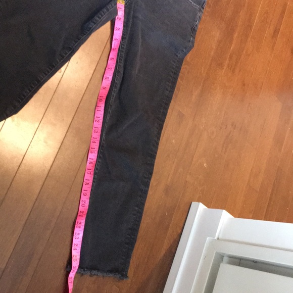 Paige Jacqueline Straight in Riot - Picture 12 of 16